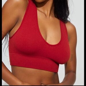 GARAGE PLUNGE TANK TOP